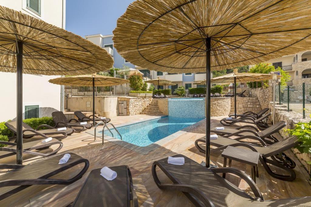 Apartment Livia Slatine Zewnętrze zdjęcie